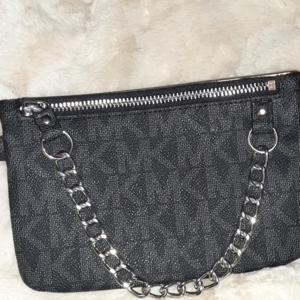 Michael Kors Black Mini Bag with Chain Accent NWT - Picture 3 of 8